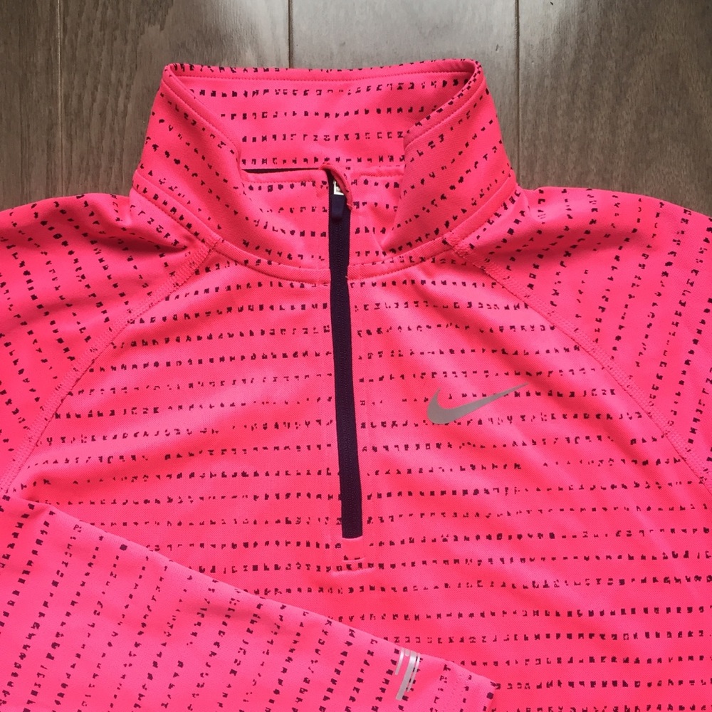 🚫Sold🚫NIKE Dri-Fit Athletic Top, Hot Pink